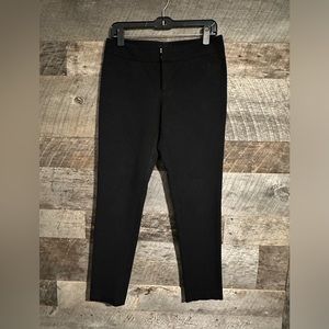 Black straight pant leg, stretchy